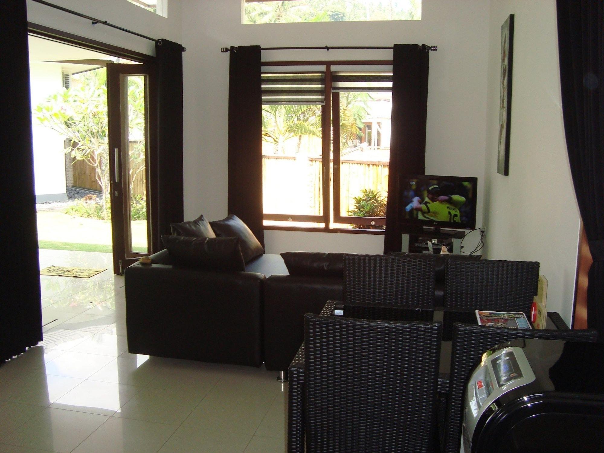 Dream Estate Resort Senggigi Esterno foto