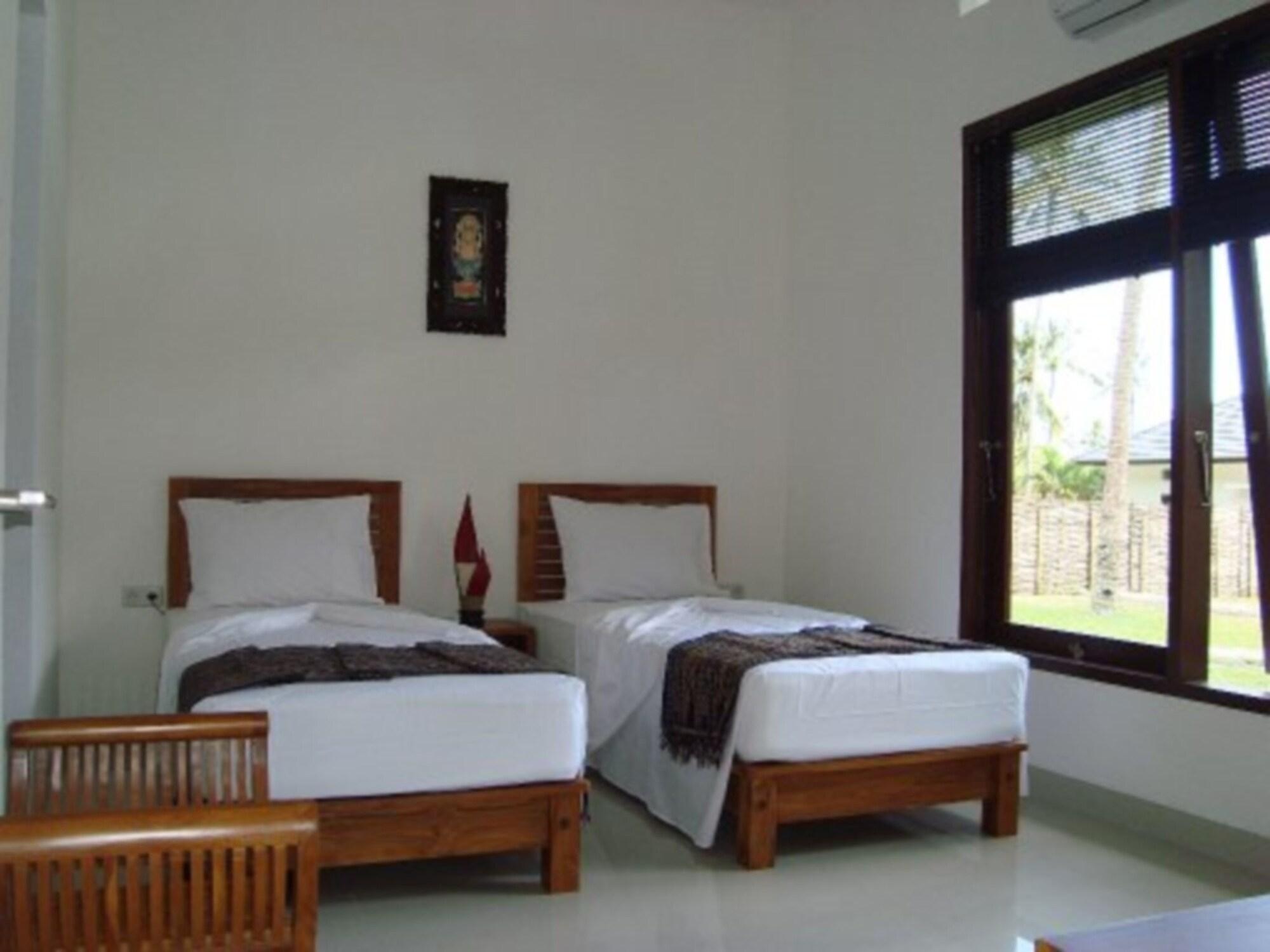Dream Estate Resort Senggigi Esterno foto