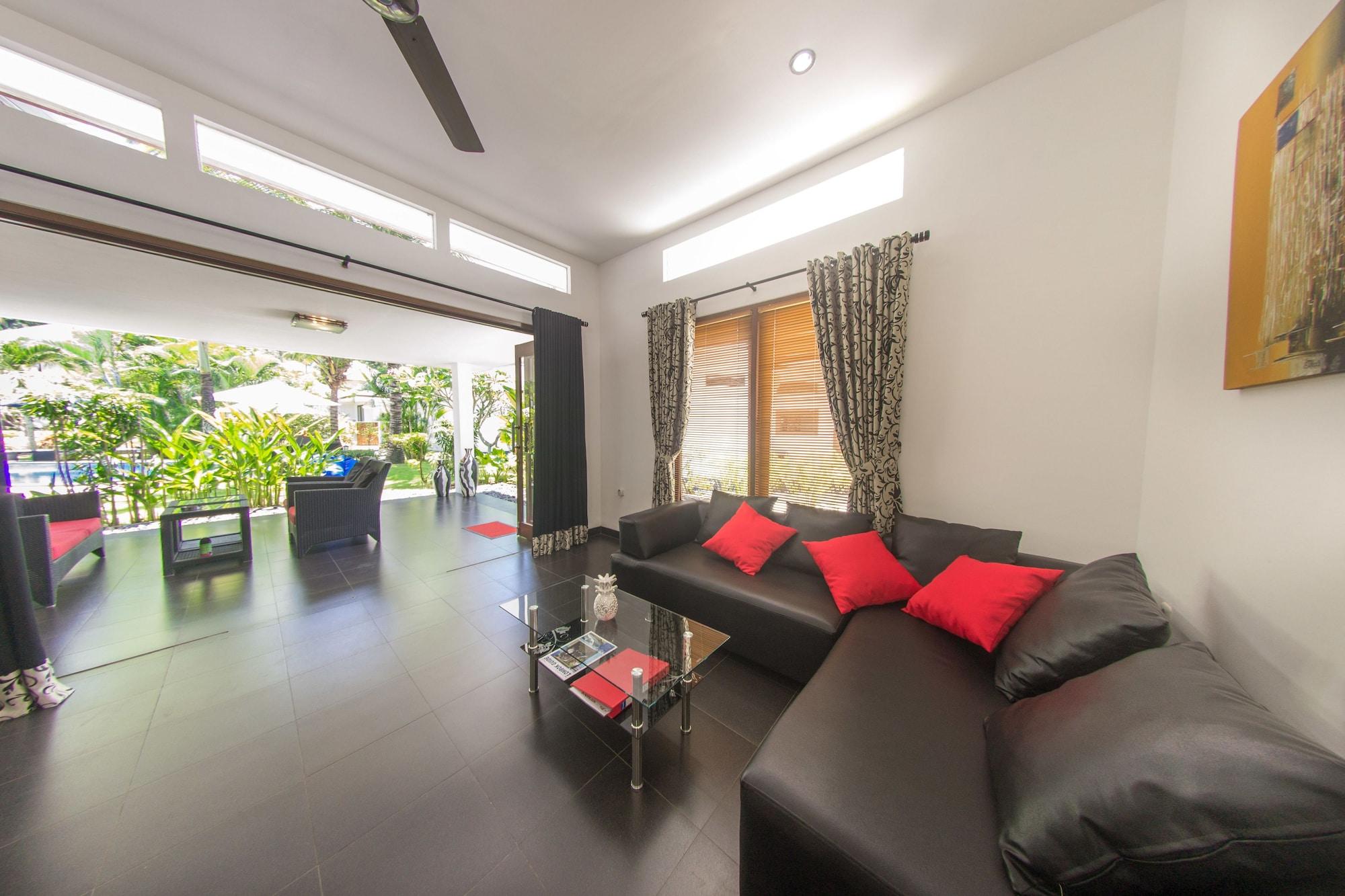 Dream Estate Resort Senggigi Esterno foto