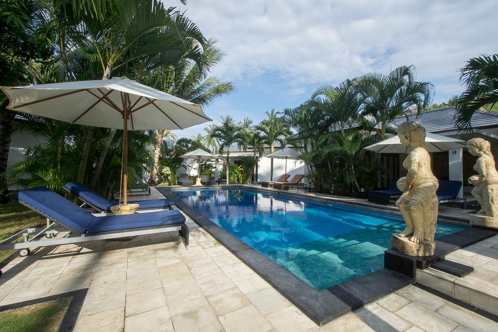 Dream Estate Resort Senggigi Esterno foto