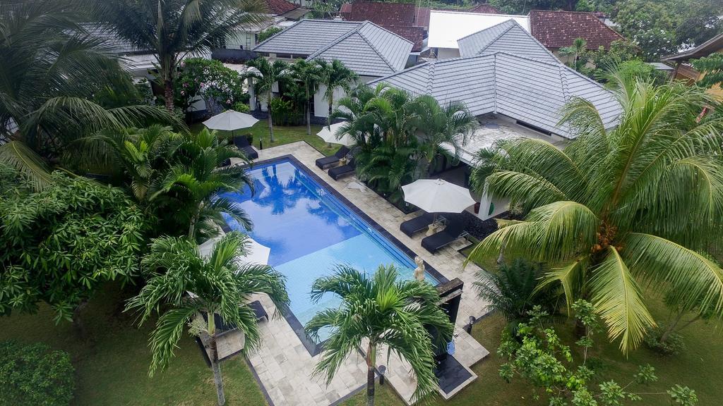 Dream Estate Resort Senggigi Esterno foto