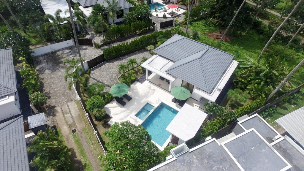 Dream Estate Resort Senggigi Esterno foto