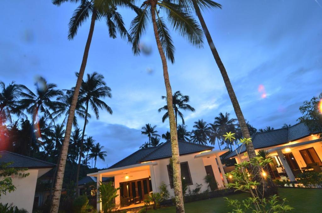 Dream Estate Resort Senggigi Esterno foto