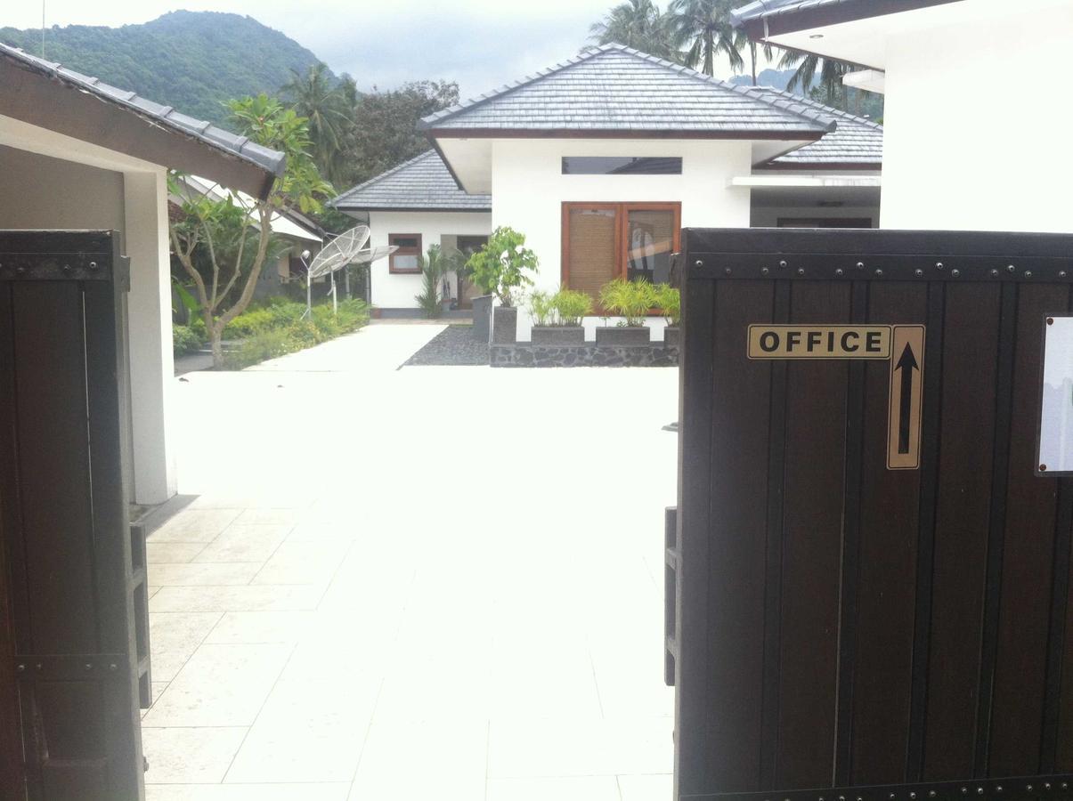 Dream Estate Resort Senggigi Esterno foto